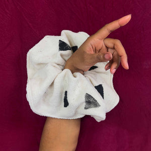 XL Mud Cloth Scrunchie- Cream